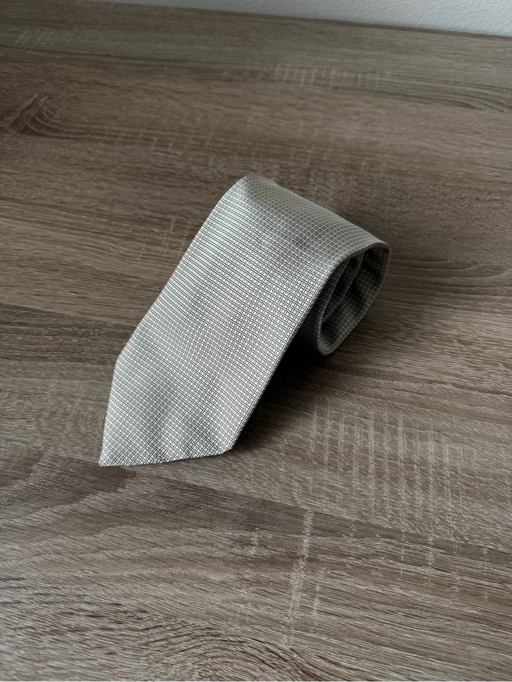 Baradello Como Italy 100% Silk Tie Gray Silver Geometric Textured Neck Tie 60”